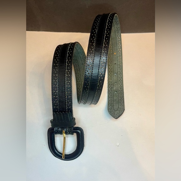 Perforated Kiltie Fringe Black Leather D Shape Leather  Buckle Belt S\M - Picture 5 of 6